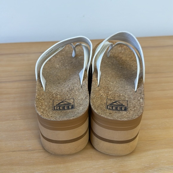 Reef Sandals - Picture 3 of 6